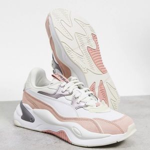 Puma Women’s RS-2K sneakers in gray and pink